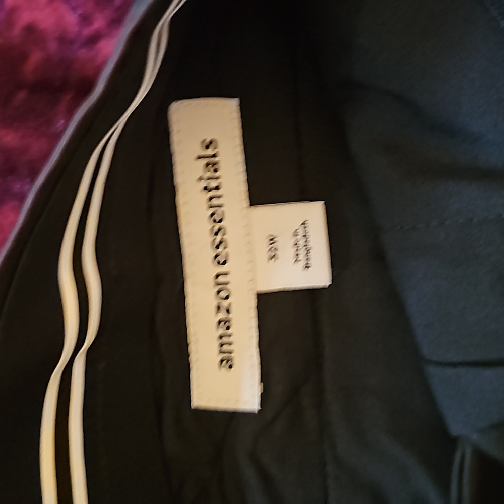 Men's Amazon Essentials shorts - Picture 3 of 8